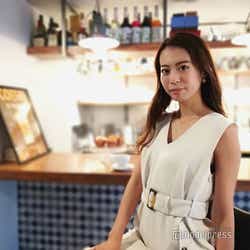モデルプレス - “スマホ任せ”で一眼レフ並みのプロ級写真に感動!自撮り女子に捧ぐ、実力派がauから登場