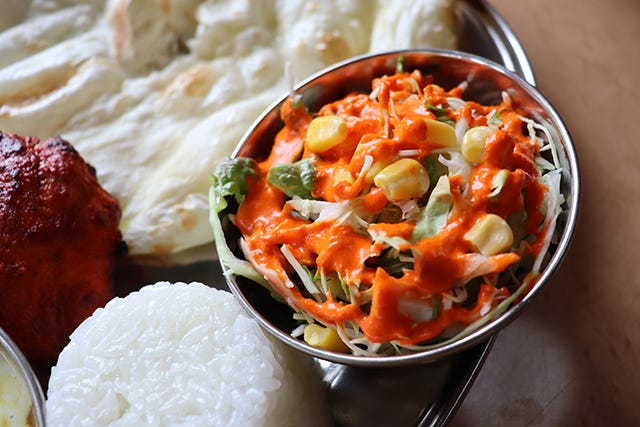 セットのサラダ