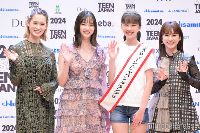 トラウデン直美、新川優愛、コバルチク花理愛さん、平祐奈(C)モデルプレス