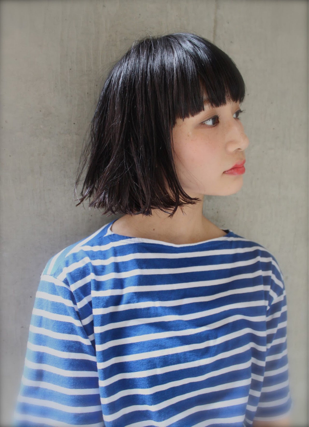 髪型 ボブ 軽く