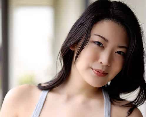 グラビア界の新星・風吹ケイ、柔肌の裸身&ド迫力バスト披露 初写真集決定