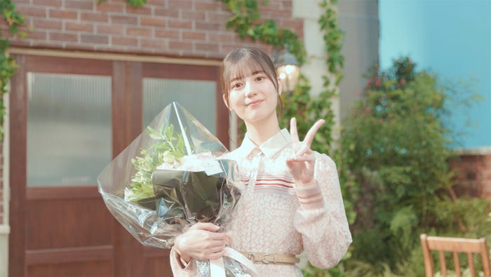 小坂菜緒/メイキングより (提供写真)