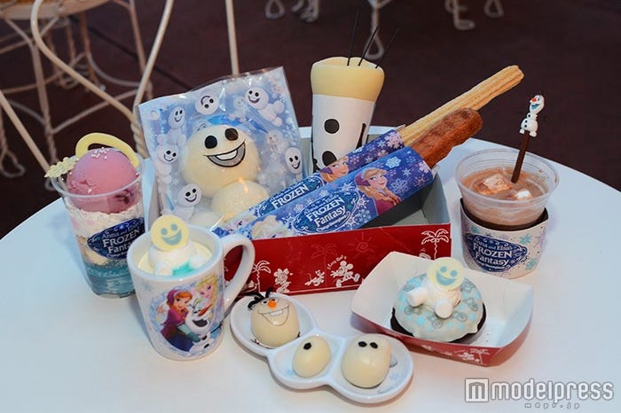 イベント限定フード(C)モデルプレス