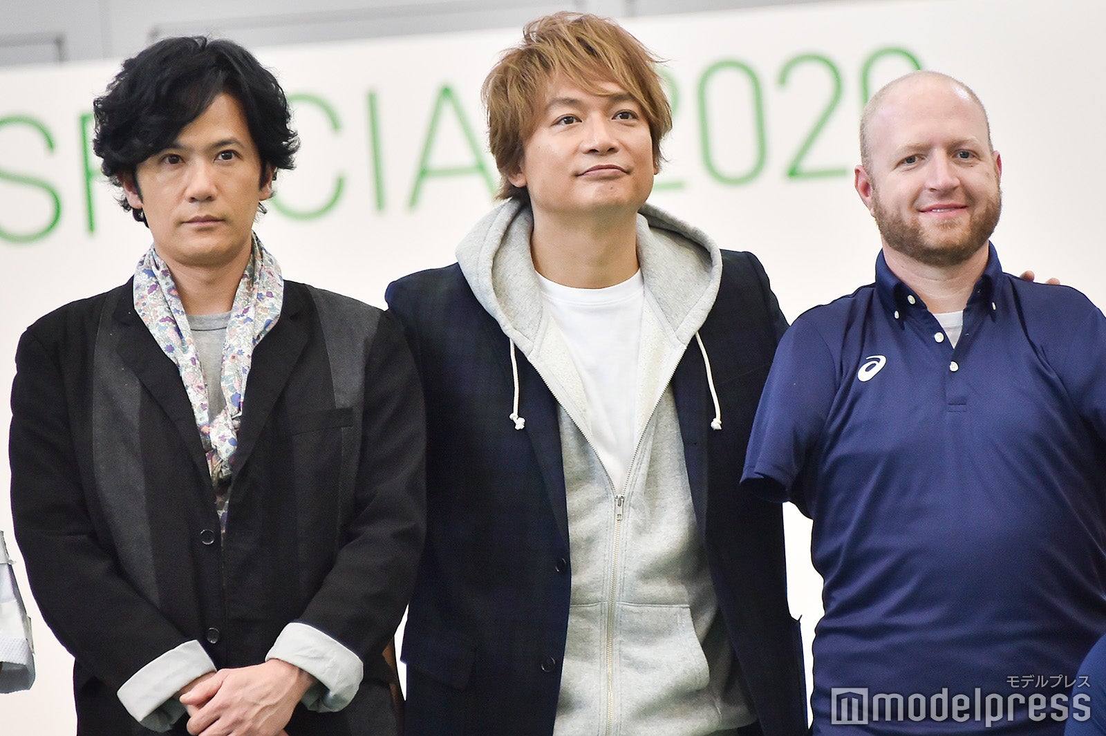稲垣吾郎、香取慎吾、マット・スタッツマン選手 （C）モデルプレス