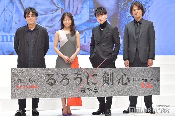 大友啓史監督、有村架純、佐藤健、江口洋介 (C)モデルプレス