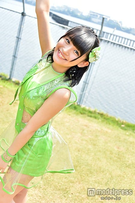 浅川梨奈