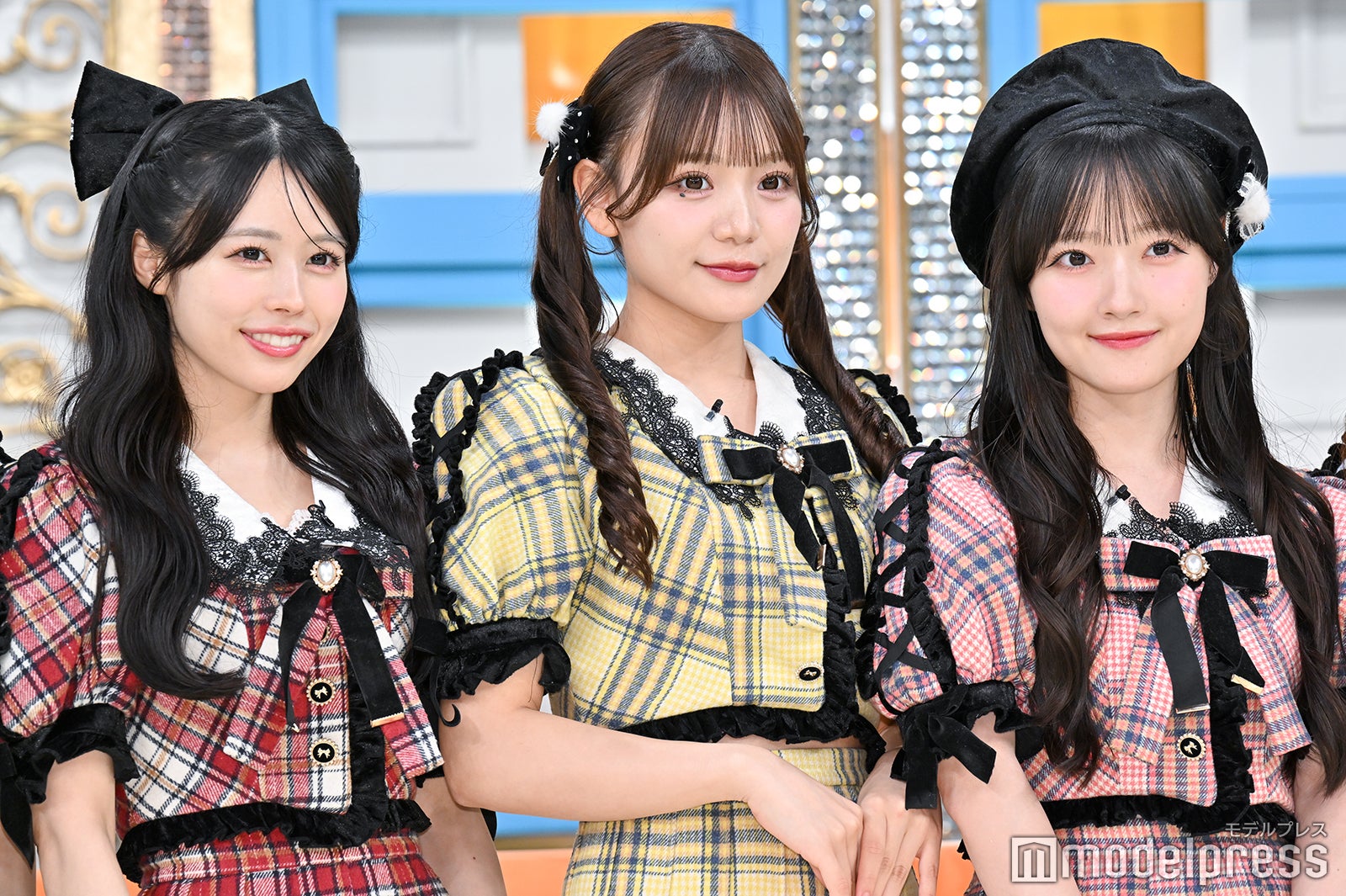 佐野愛花、古澤里紗、川本笑瑠（C）モデルプレス