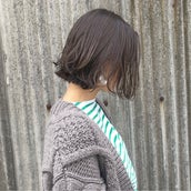 おしゃれ女子に学ぶ 雰囲気が変わるセンターパートで視線を集めて モデルプレス おしゃれ女子に学ぶ 雰囲気が変わるセンターパートで視線を集めて モデルプレス
