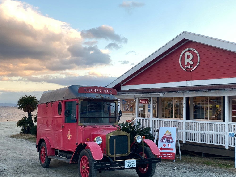 R DRIVE IN ～BEACH SIDE THEATER～（提供画像）