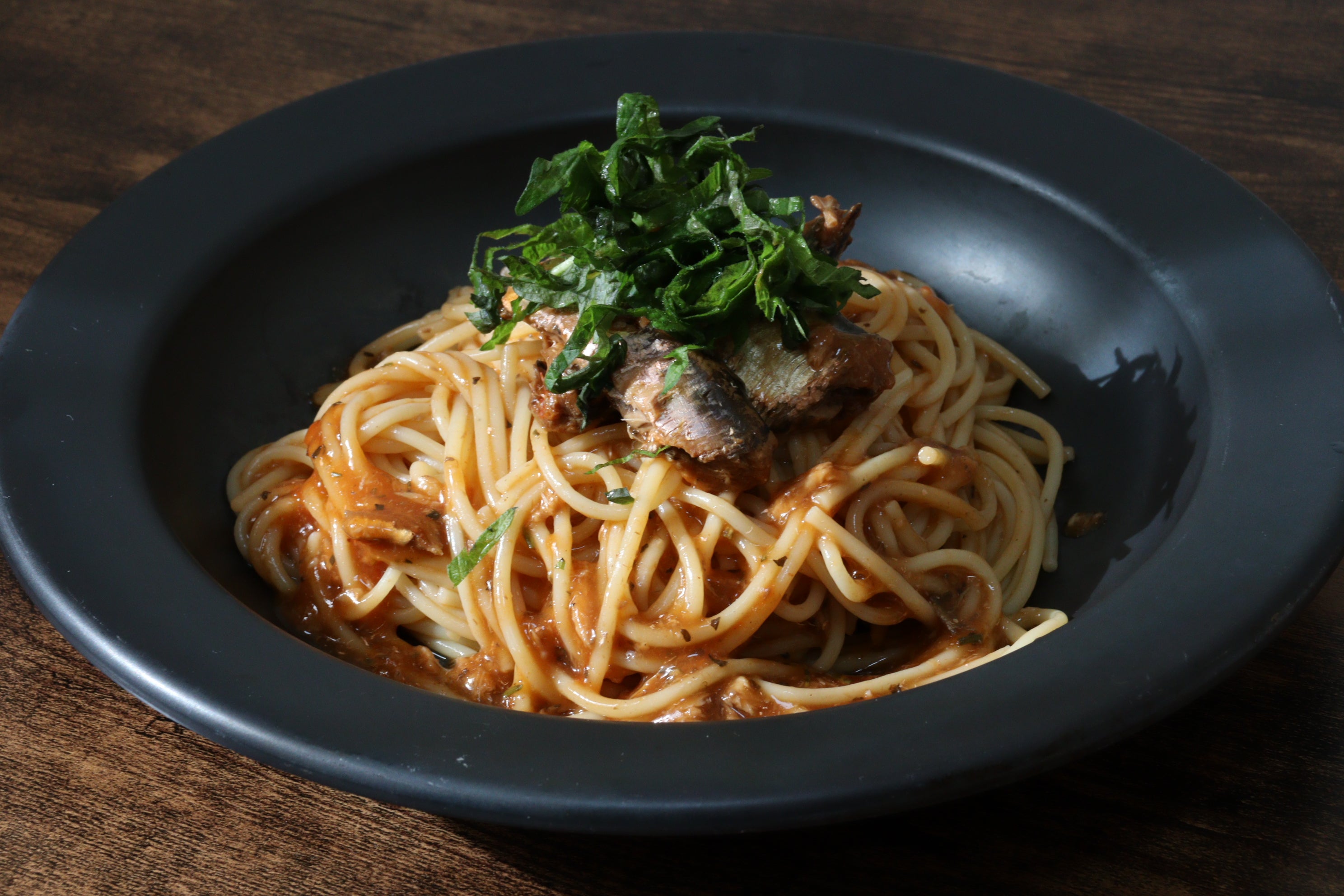 「4匹も入って100円？」「給料日前の強い味方」100均グルメ