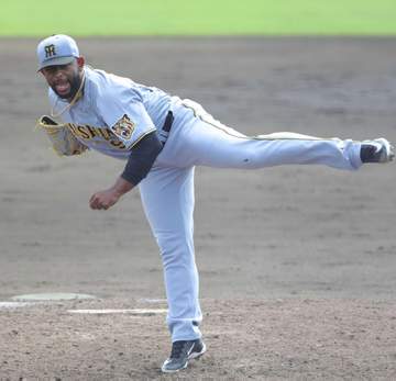 阪神新外国人セベリーノ 最速157キロ 初登板1回2K0封「もっともっと上がってくる」 平田2軍監督も高評価「やっぱり速いわ」