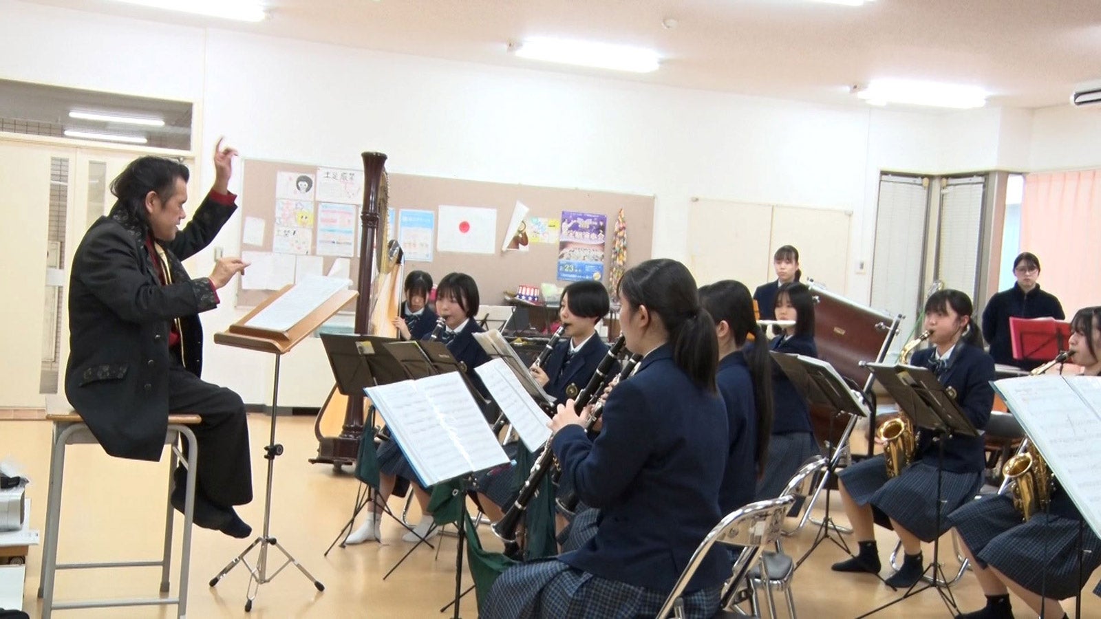 『ひらけ！パンドラの箱 アンタッチャブるTV』より（C）カンテレ