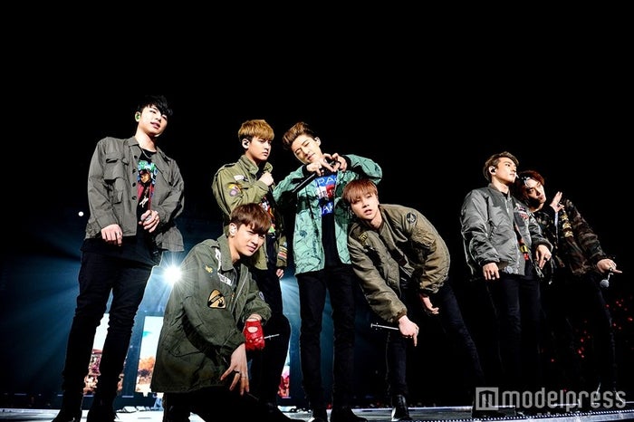 Ikon ファンのサプライズに涙 14万人動員のツアーファイナルで熱狂の渦に モデルプレス Ikon ファンのサプライズに涙 14万人動員のツアーファイナルで熱狂の渦に モデルプレス