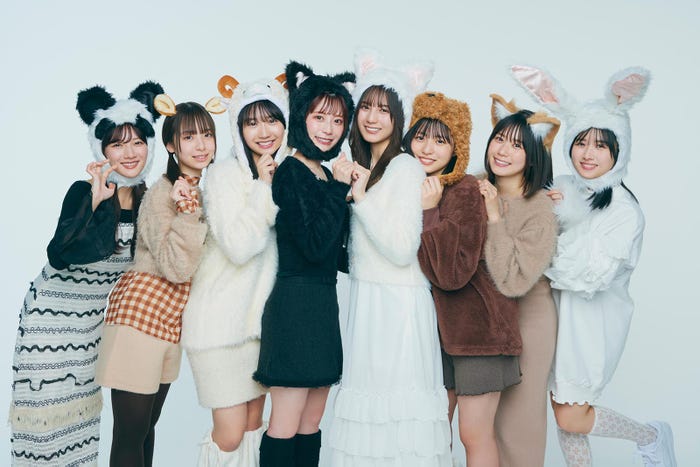 (左から)河田陽菜、渡辺莉奈、藤嶌果歩、東村芽依、小坂菜緒、正源司陽子、丹生明里、上村ひなの/Photo:Yasutomo Sampei(C)KOBUNSHA