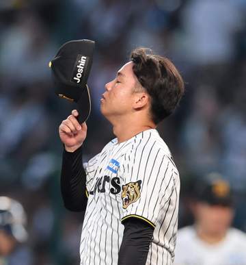 阪神 村上は6イニング中5回で得点圏に走者を置くも無失点 104球の力投で降板 打線の援護はなく勝ち負けつかず