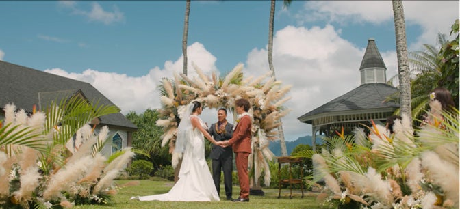 みちょぱ＆大倉士門のハワイ挙式ムービー、期間限定配信決定 “涙あり”感動的な内容話題に