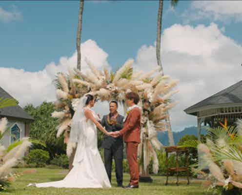 みちょぱ&大倉士門のハワイ挙式ムービー、期間限定配信決定 “涙あり”感動的な内容話題に