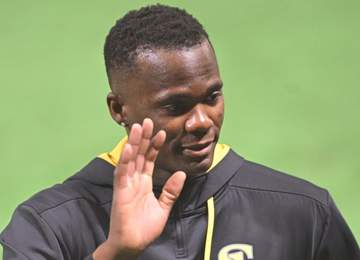 ソフトバンク モイネロがようやくチーム合流「移動で疲れているけど、体は元気」 WBC後に一時連絡がつかず小久保監督が心配