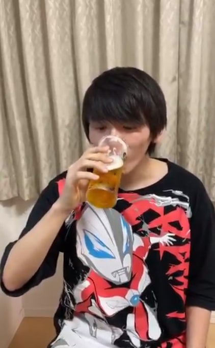 濱田龍臣、20歳迎え“初お酒”動画公開「お酒って奥が深いんだなあ」