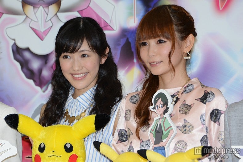 （左より）渡辺麻友、中川翔子