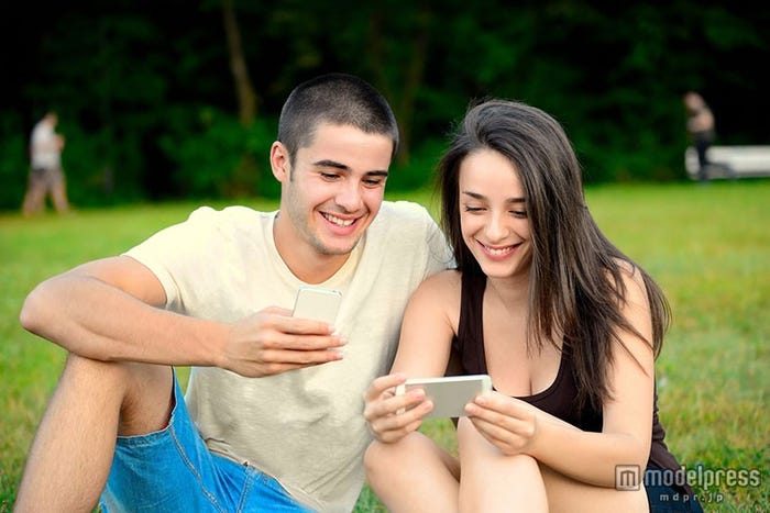 脈のあるなしは彼のLINEを見れば分かる(Photo by iVangelos/Fotolia)