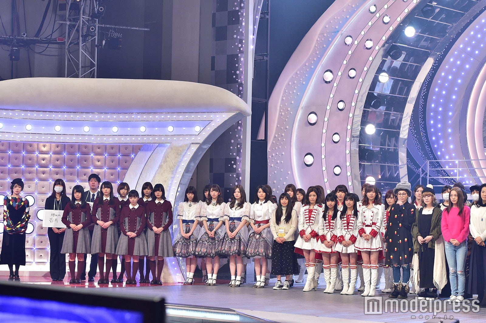 全体顔合わせ （C）モデルプレス