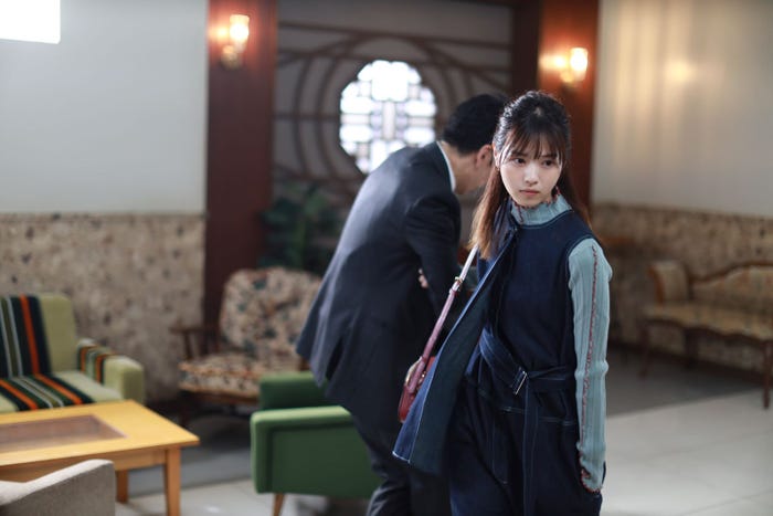 西野七瀬/「言霊荘」第2話より(C)テレビ朝日