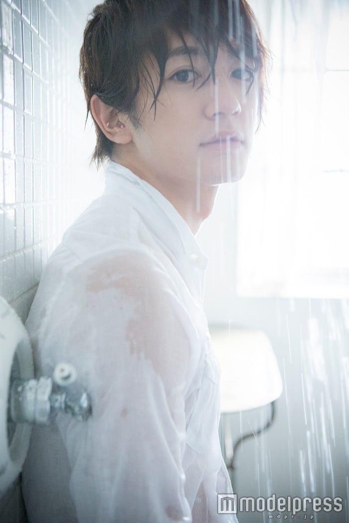 大倉士門のフォトエッセイも収録/「LOVEのトリセツ」(画像提供:角川春樹事務所)