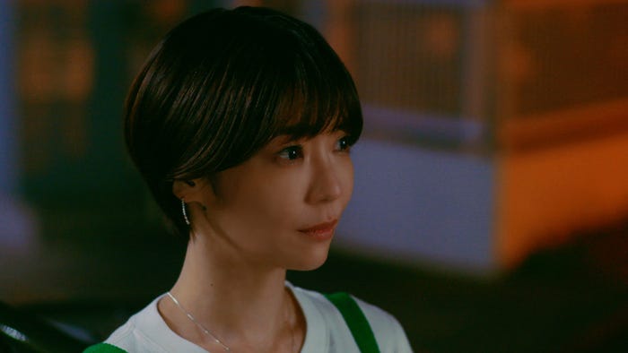 倉科カナ(C)「隣の男はよく食べる」製作委員会