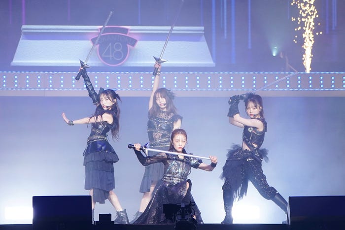 「AKB48 20th Year Live Tour 2025 in 日本武道館 〜あの頃、青春でした。これから、青春です〜」(C)AKB48