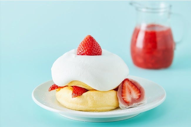 フリッパーズ「奇跡のパンケーキ いちごの三姉妹」いちごソースかけ放題付き