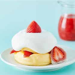 奇跡のパンケーキ いちごの三姉妹/画像提供:フレーバーワークス