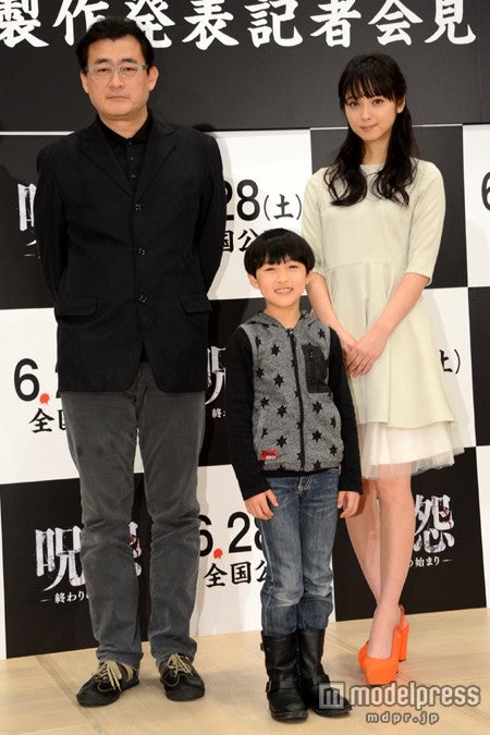 （左より）落合正幸監督、小林颯、佐々木希