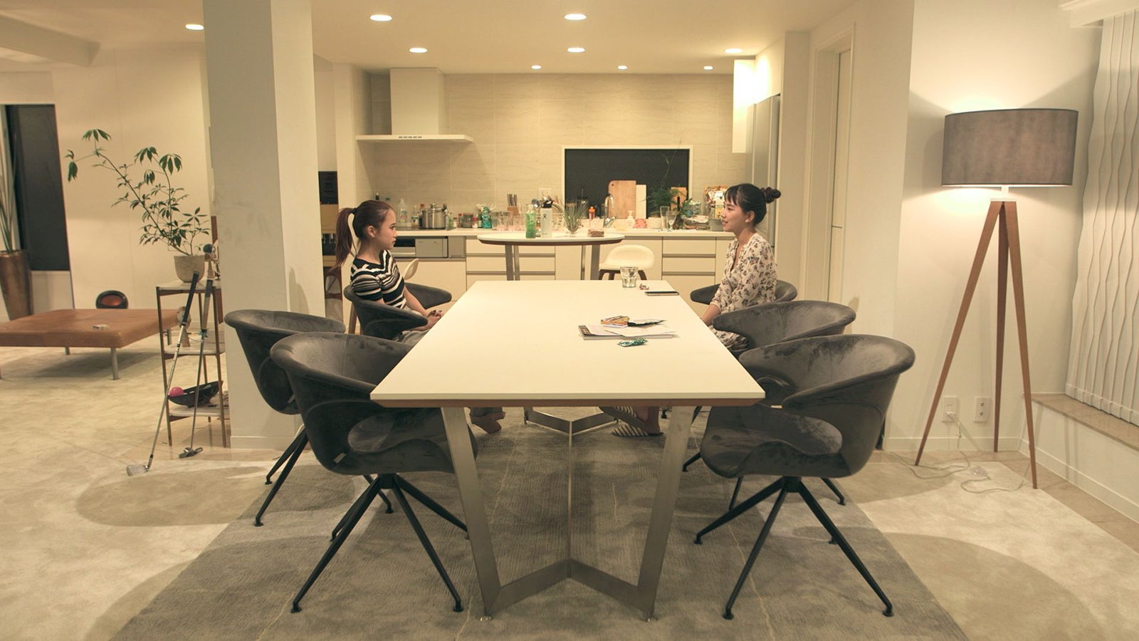 莉咲子「TERRACE HOUSE TOKYO 2019-2020」9th WEEK（C）フジテレビ／イースト・エンタテインメント