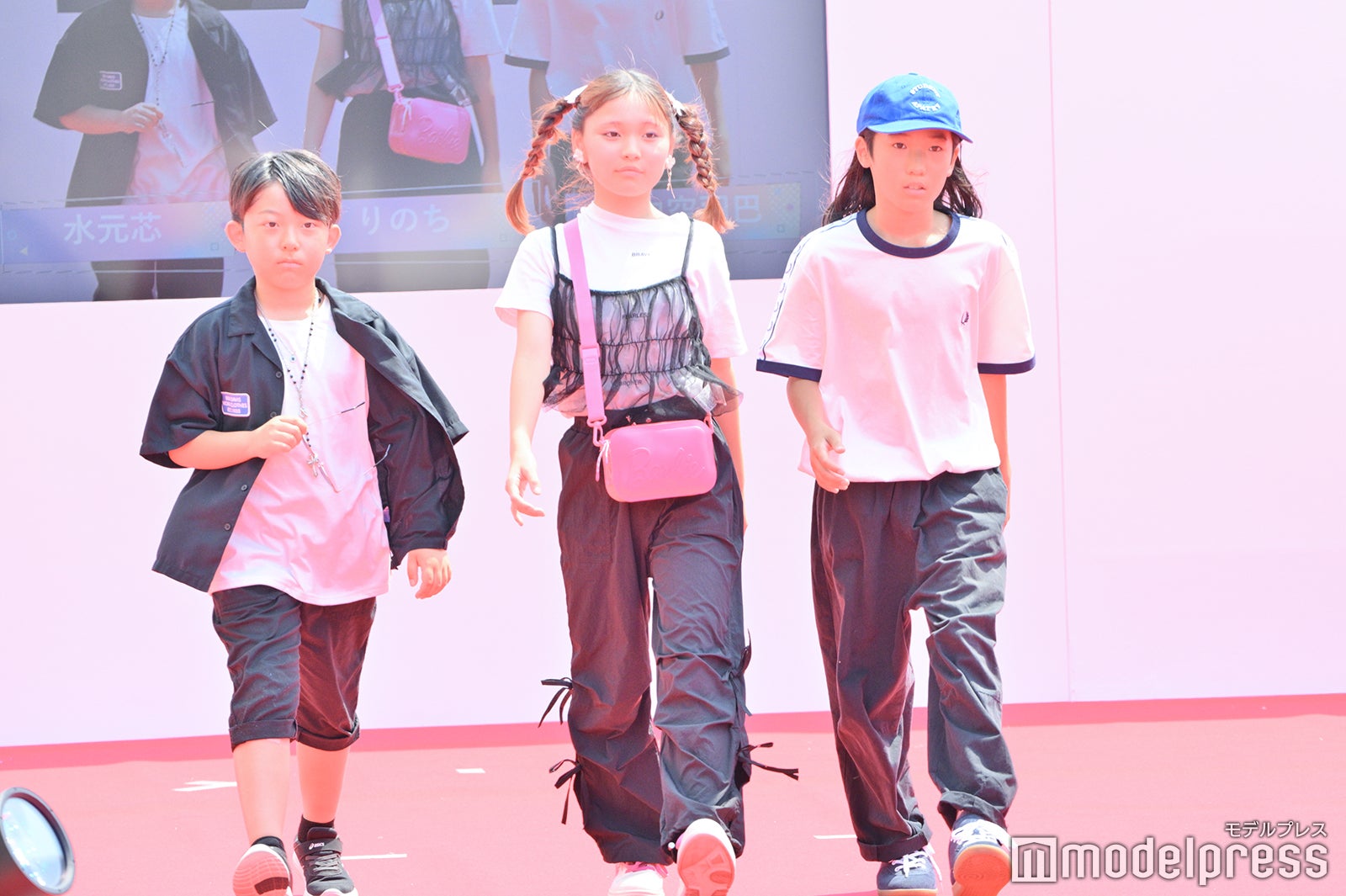 （C）モデルプレス