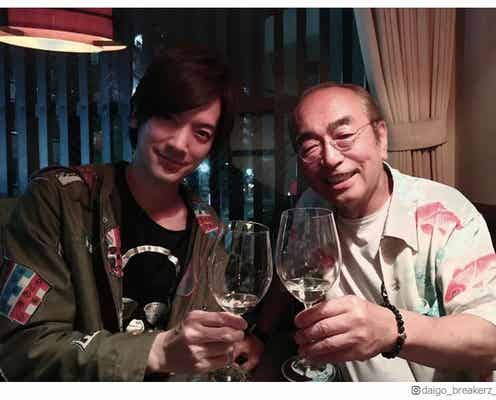 DAIGO、“園長”志村けんさんに「ずっとついていきます」 笑顔の2ショットに誓う