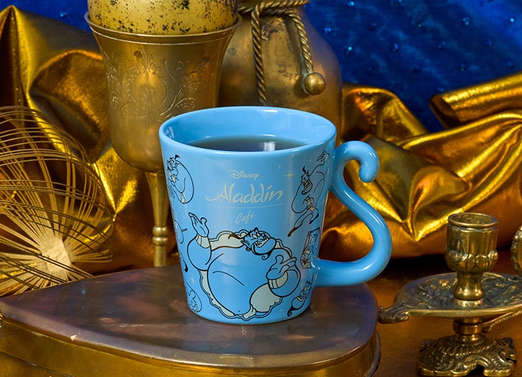 デカフェホットティー税込690円（C）Disney