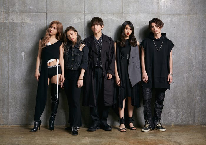 lol(画像提供:avex)