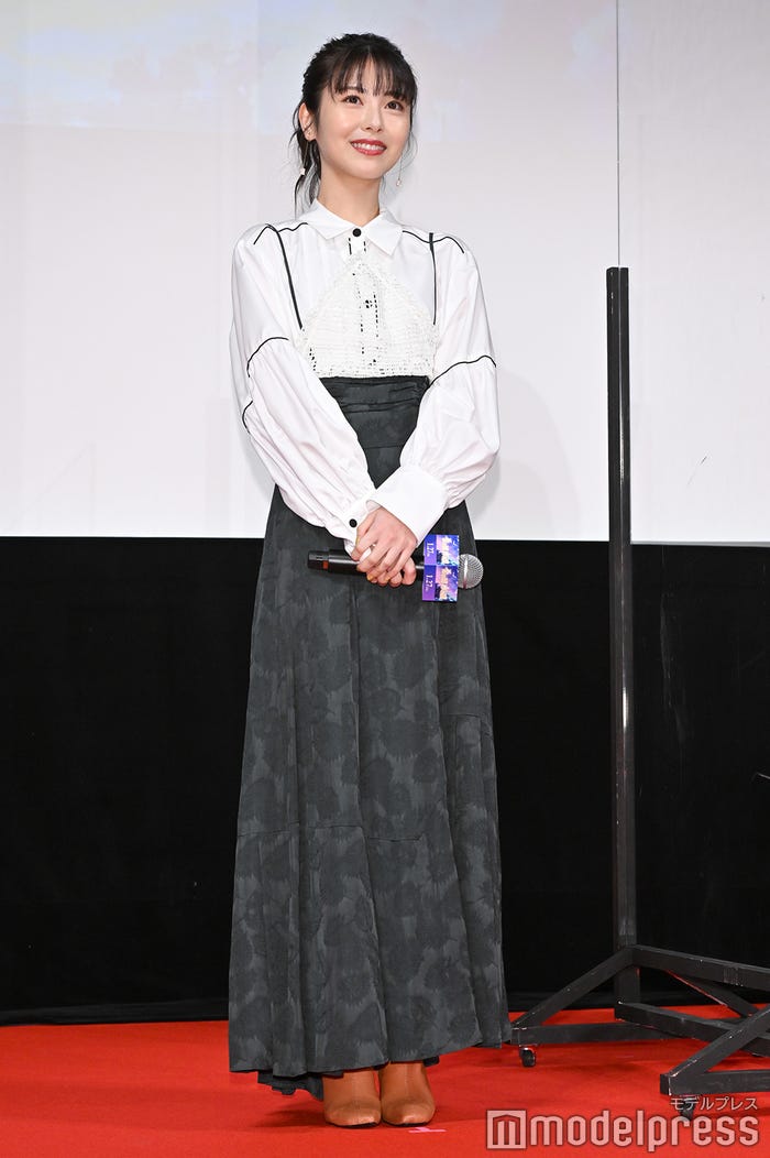 浜辺美波 (C)モデルプレス