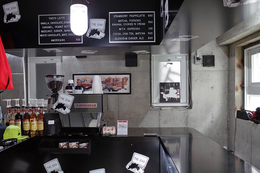 THE LATTE TOKYO 店内