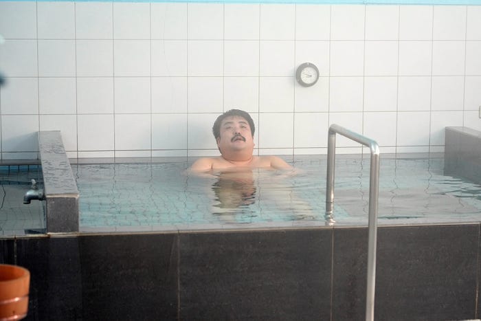 鈴木もぐら『ゼイチョー ~「払えない」にはワケがある~』第5話より(C)日本テレビ