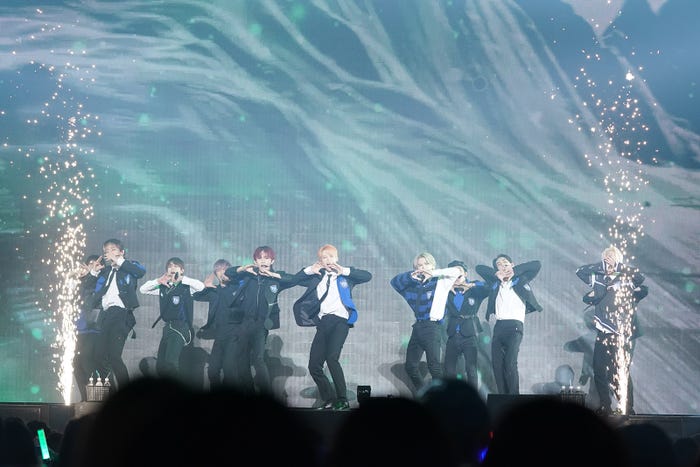 INI(C)LAPONE ENTERTAINMENT