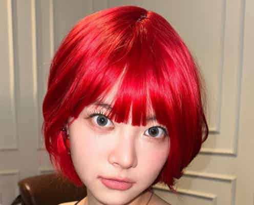 LE SSERAFIMウンチェ、赤髪ボブに大胆イメチェン?「最高に可愛い」「2度見した」
