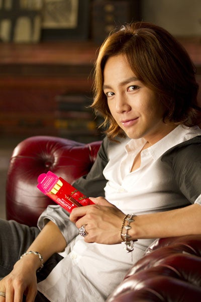 チャン・グンソク／新CM「とろけるほどのアイ」篇