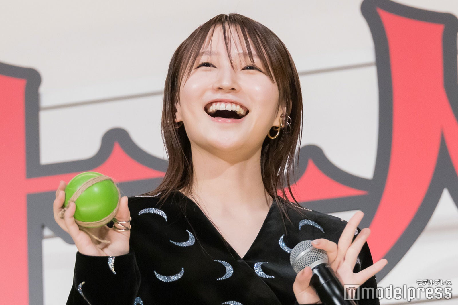 鞘師里保（C）モデルプレス