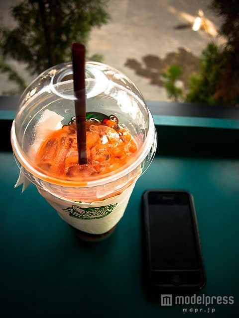 巨大サイズのカップ／photo by gotosira