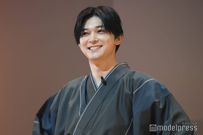 吉沢亮(C)モデルプレス