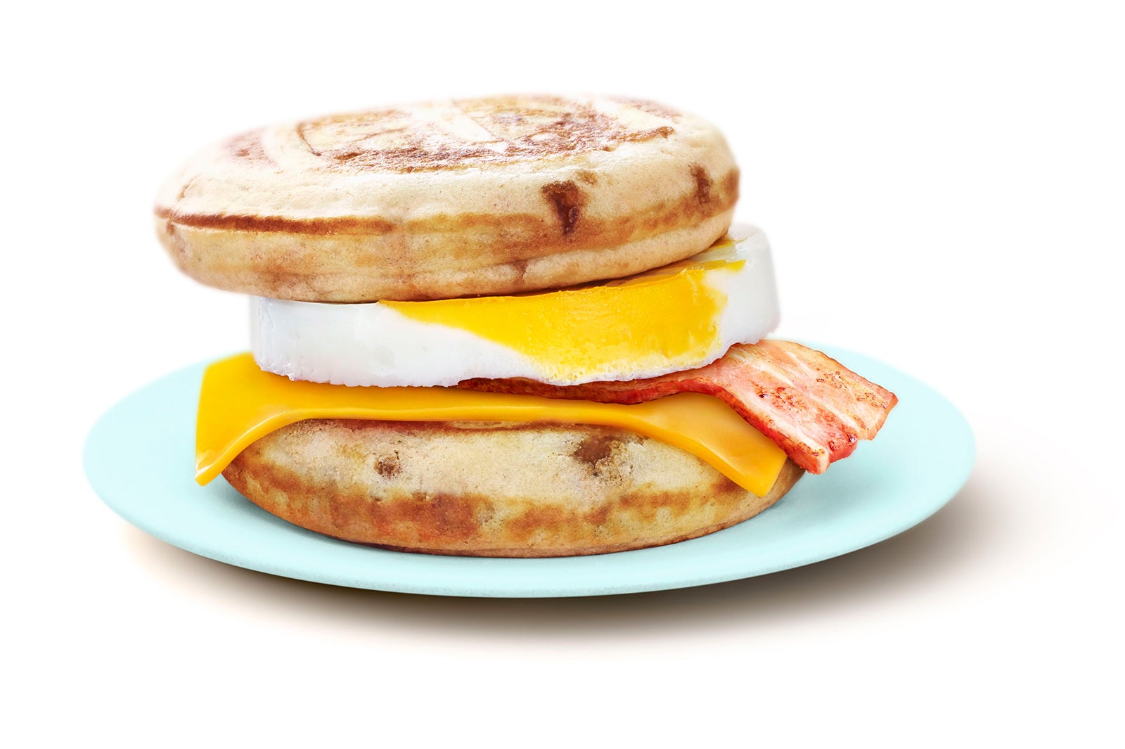 マックグリドル ベーコンエッグ ／画像提供：日本マクドナルド株式会社