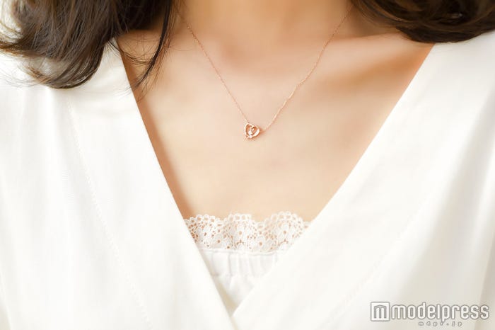 (C)モデルプレス