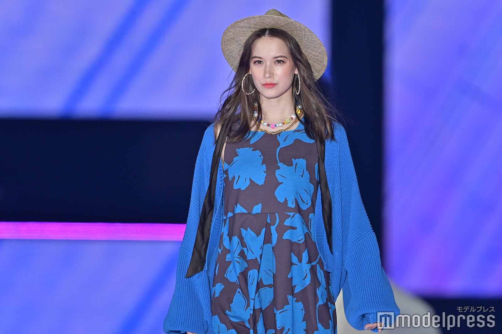 （C）モデルプレス